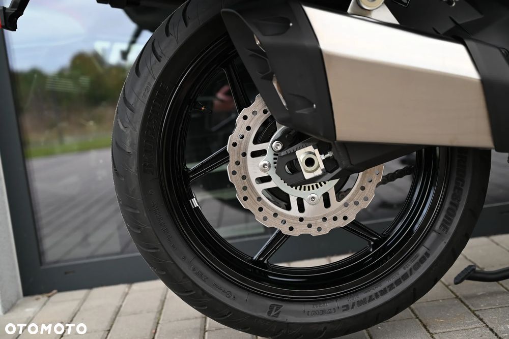Kawasaki Versys 1000 - 18
