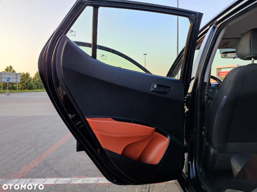 Hyundai i10 - 10