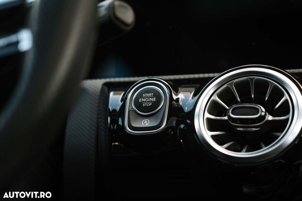 Mercedes-Benz A - 23