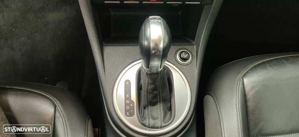 VW New Beetle 2.0 TSI Sport DSG - 39