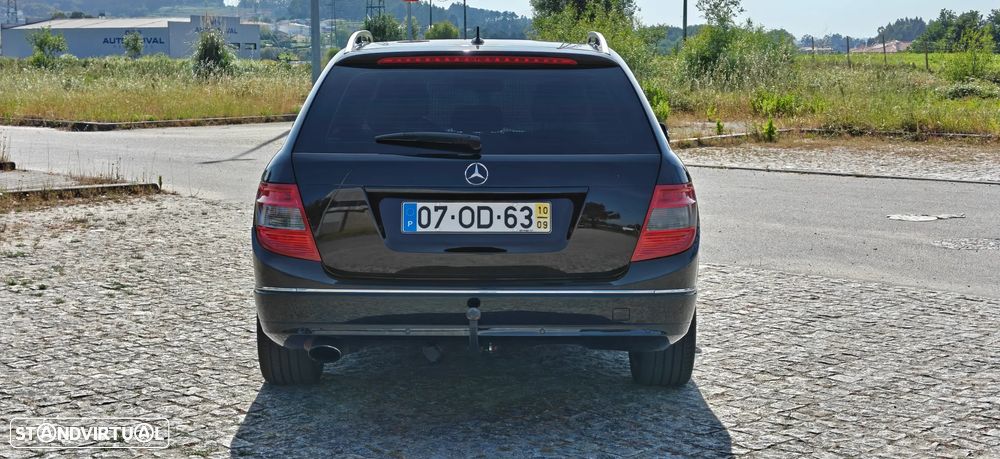 Mercedes-Benz C 220 Station CDI DPF Auto BlueEFFICIENCY Avantgarde - 4