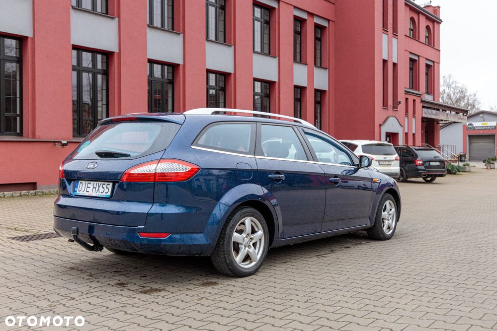 Ford Mondeo SW 2.0 Titanium - 6