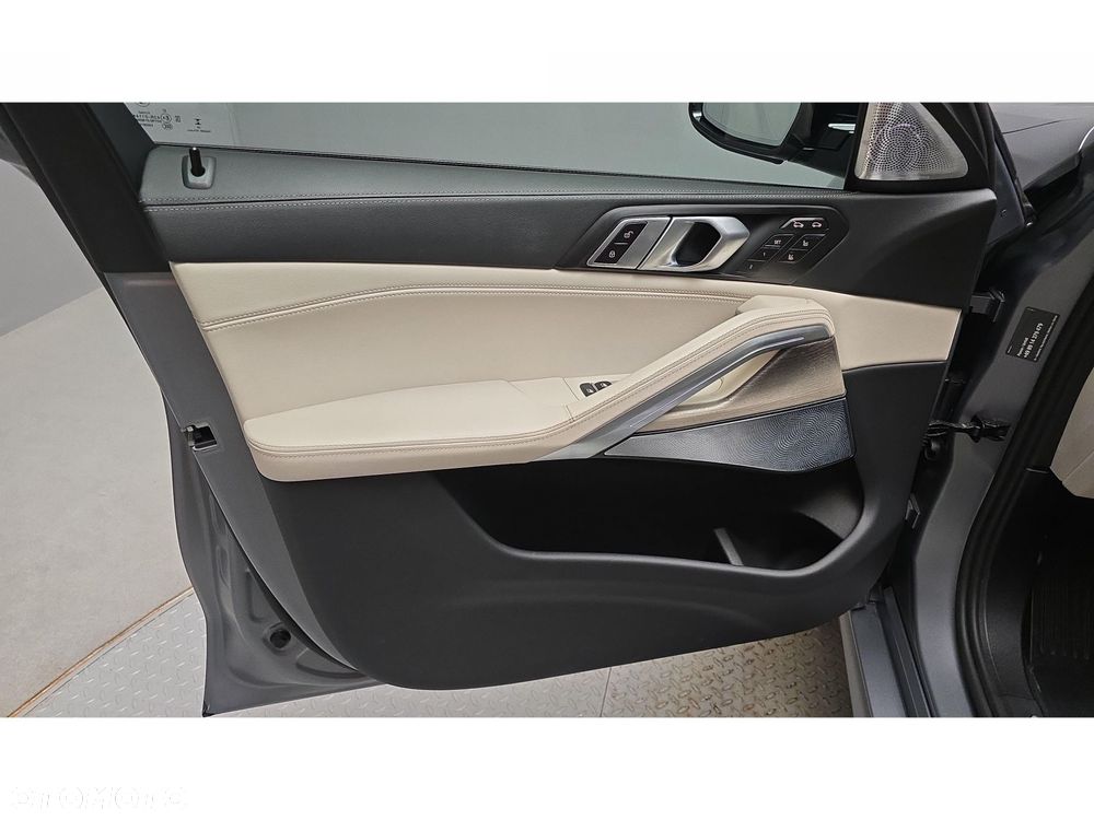 BMW X6 - 17