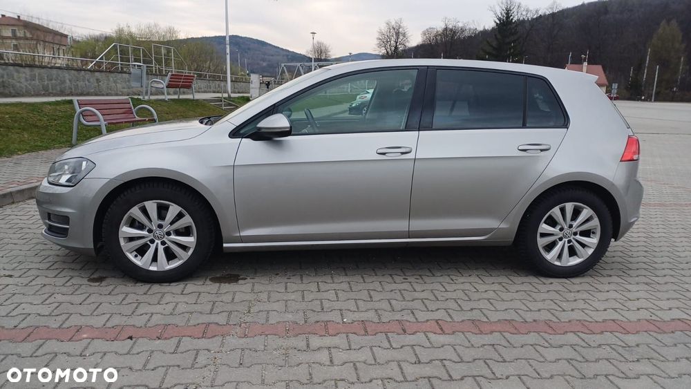 Volkswagen Golf 1.6 TDI BlueMotion Technology Comfortline - 5