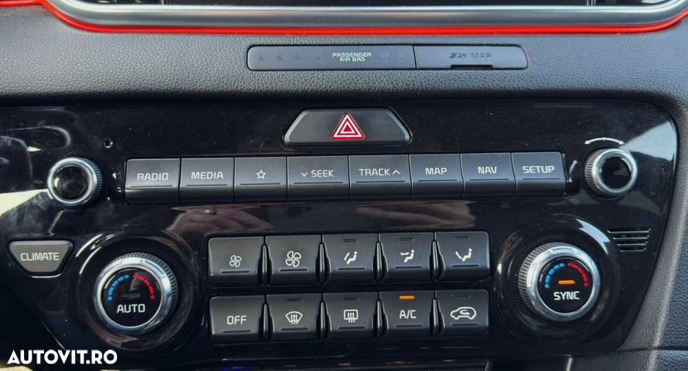 Kia Sportage 2.0 DSL 8AT HP 4x4 GT Line - 25