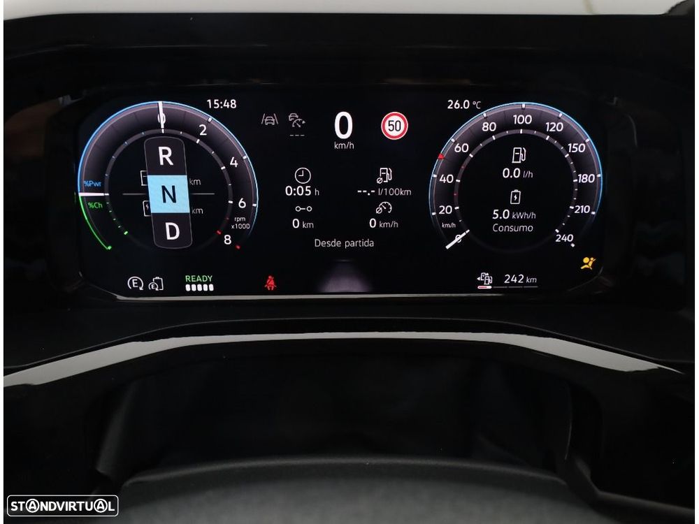 VW Multivan 1.5 TSI e-Hybrid Trend DSG - 19