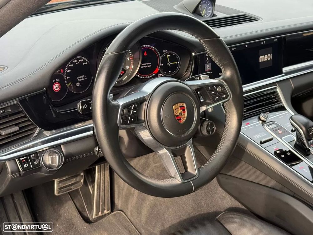 Porsche Panamera 4 E-Hybrid - 23