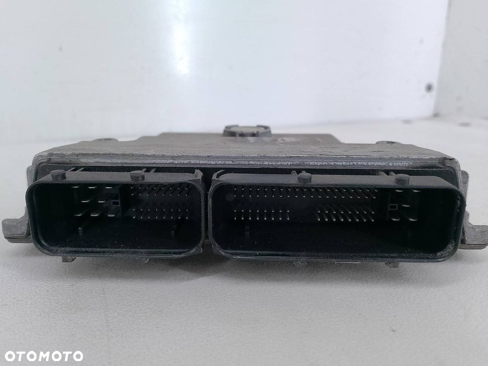 KOMPUTER, STEROWNIK SKODA RAPID 03E906019T 5WA11019 1.2 MPI 75KM - 2