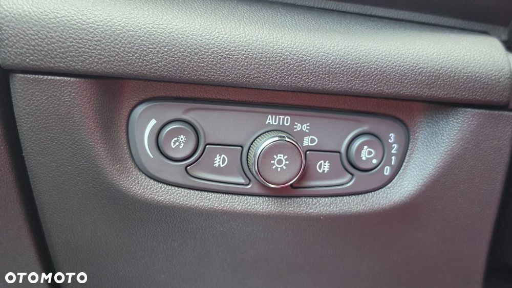 Opel Insignia - 26