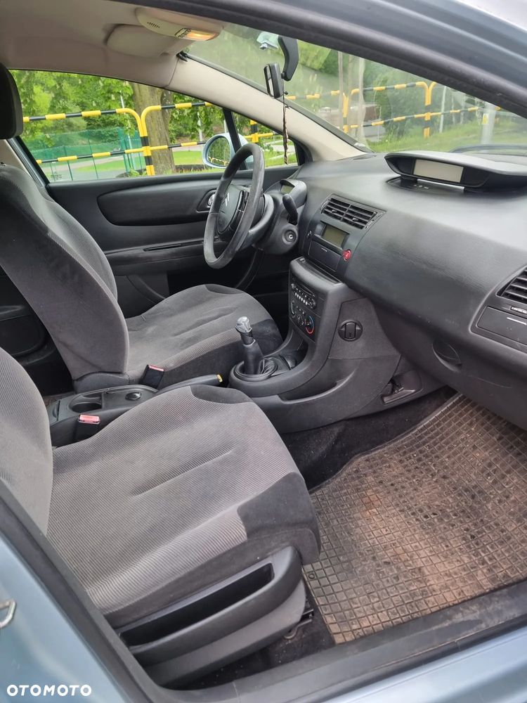 Citroën C4 1.6 HDi Impress - 13