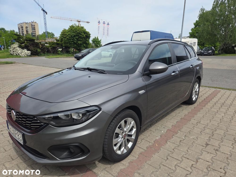 Fiat Tipo 1.4 T-Jet 16v Lounge - 2