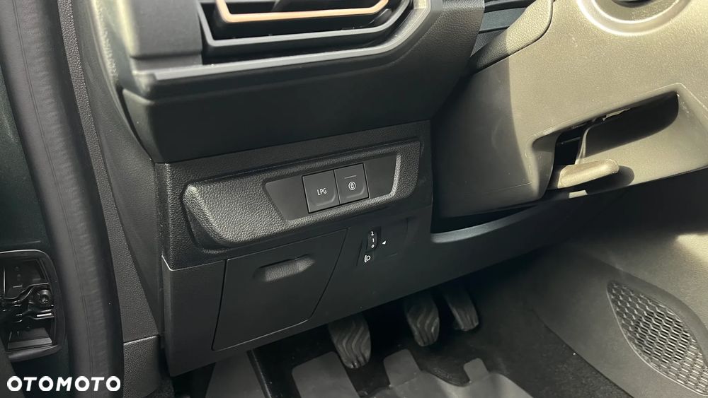 Dacia Jogger 1.0 TCe Extreme 7os - 12