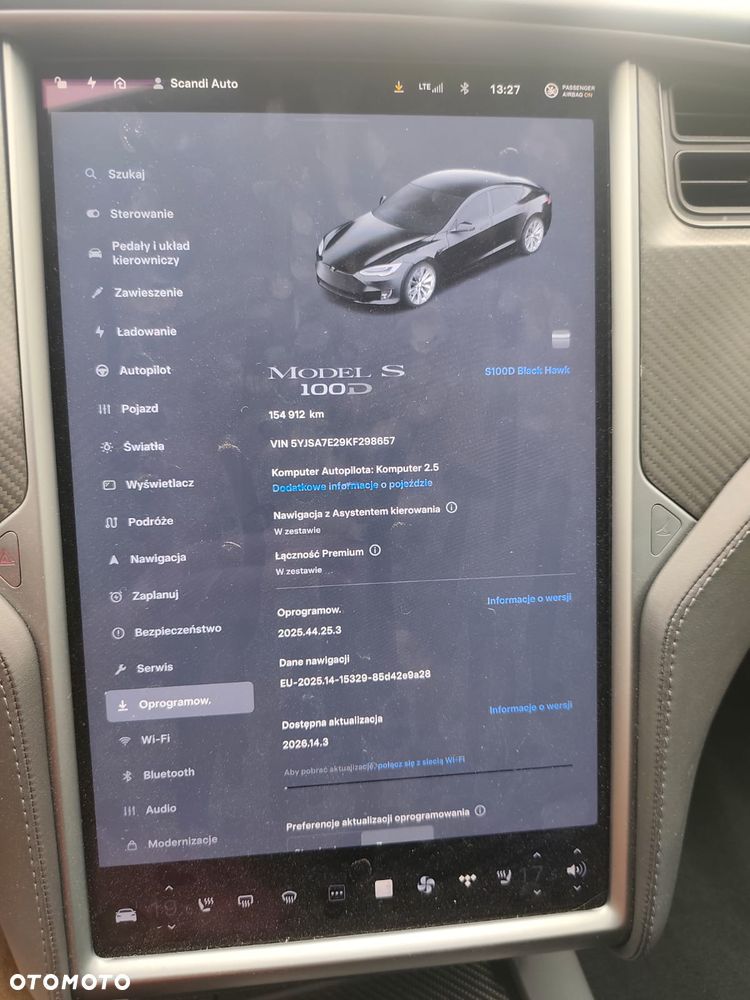 Tesla Model S - 16