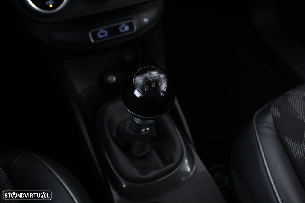 Fiat 500X 1.3 MJ City Cross - 32