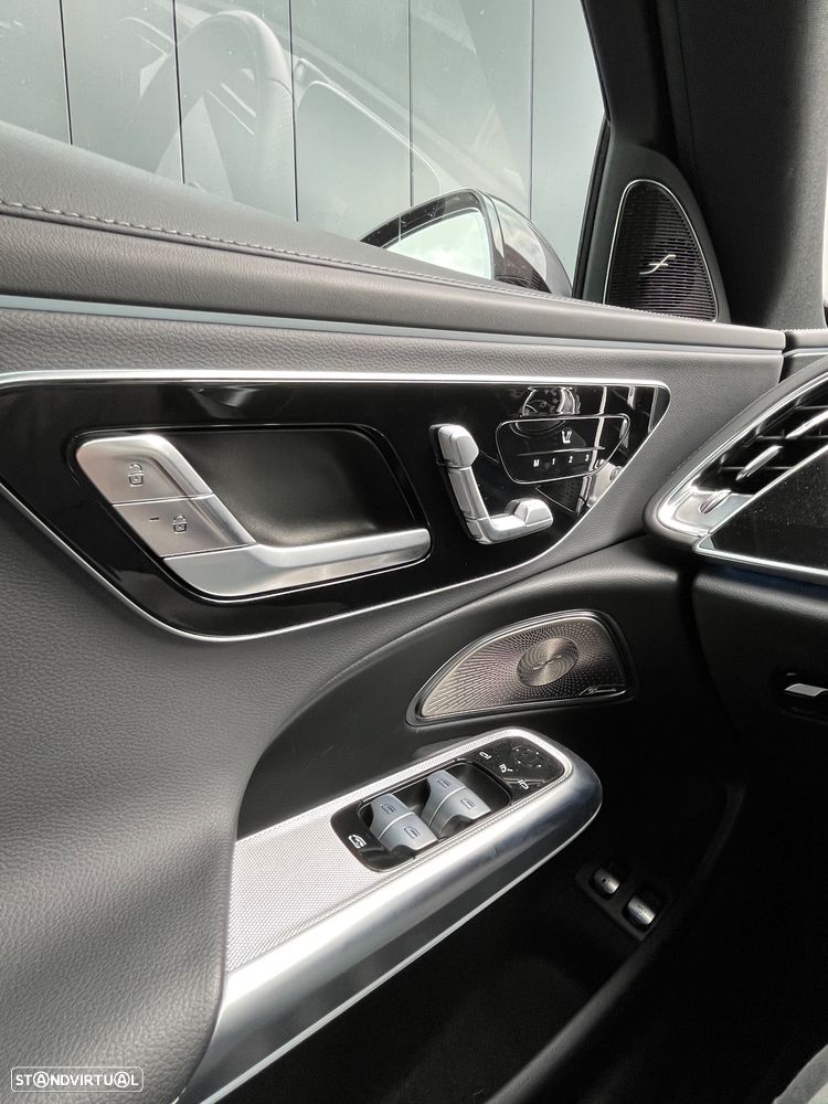 Mercedes-Benz E 300 e - 8
