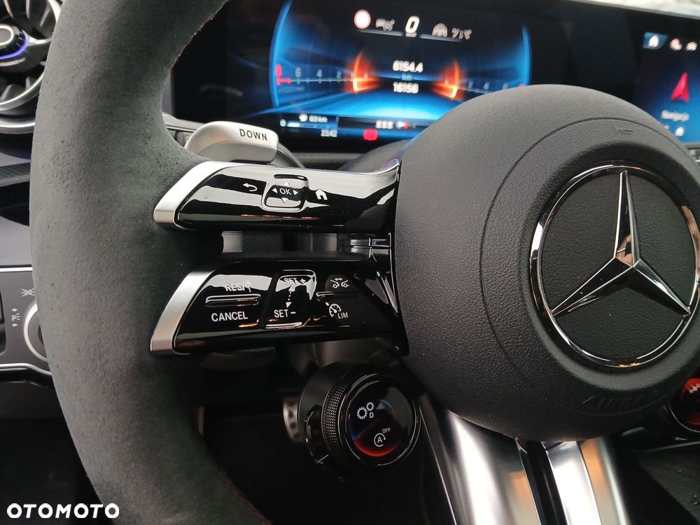Mercedes-Benz Klasa A 45 S AMG 4-Matic 8G-DCT - 24