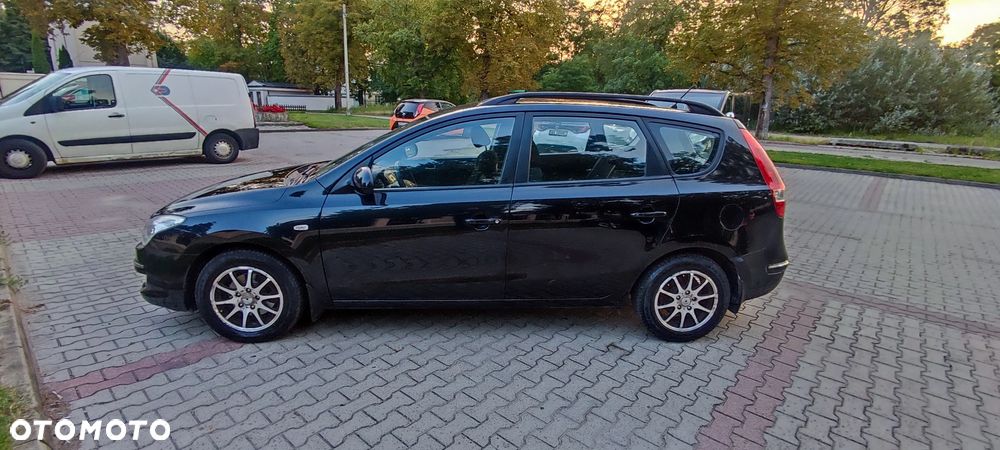 Hyundai i30 1.6 Premium - 9