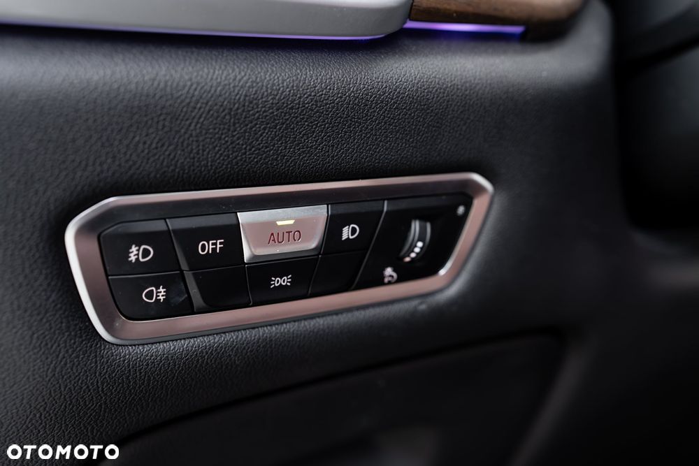 BMW X5 xDrive40i sport - 35