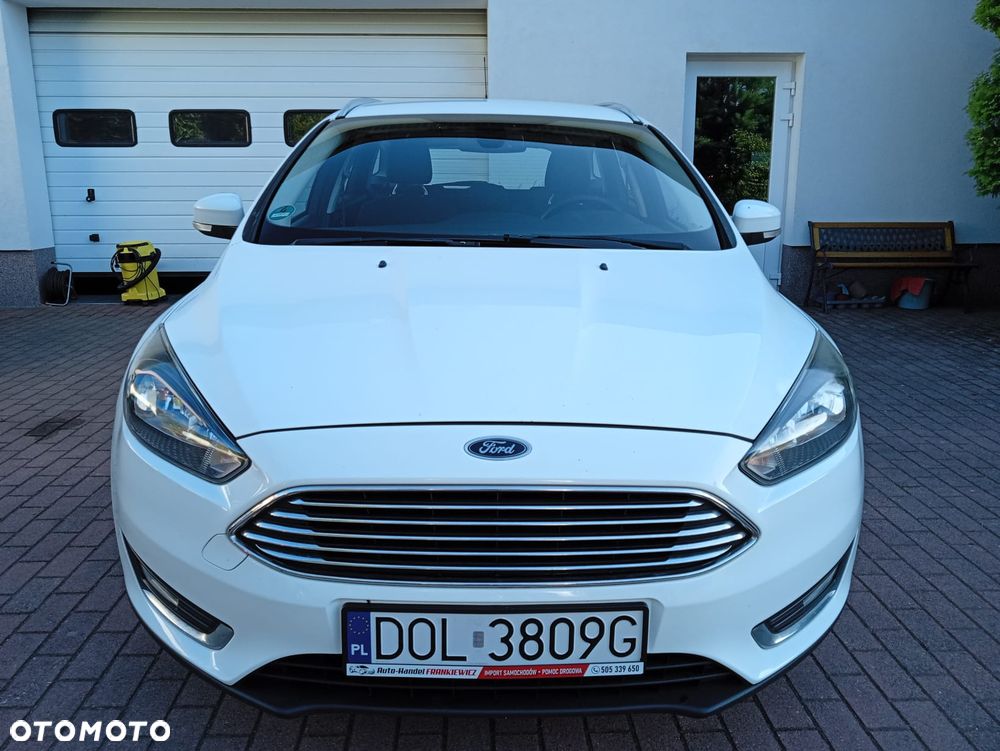 Ford Focus 1.6 TDCi DPF Start-Stopp-System SYNC Edition - 11