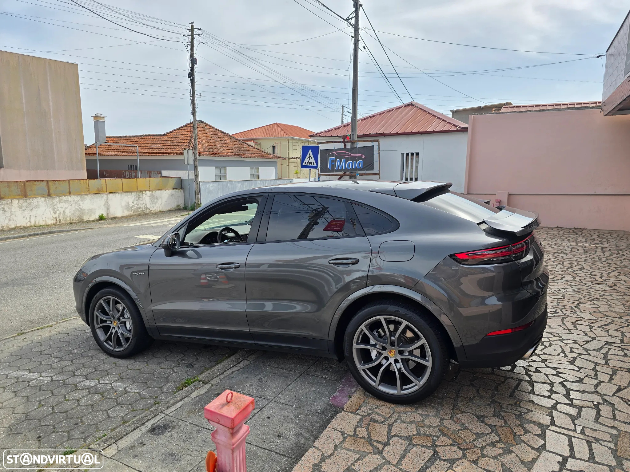 Porsche Cayenne Coupé E-Hybrid - 7