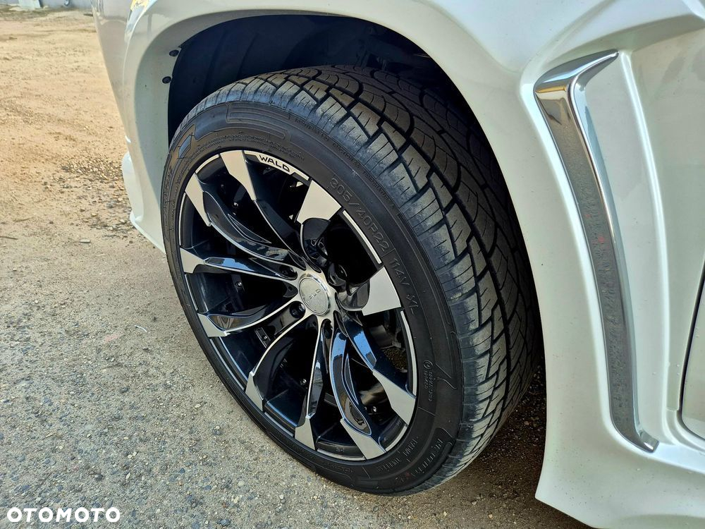 Lexus LX 570 Omotenashi - 26