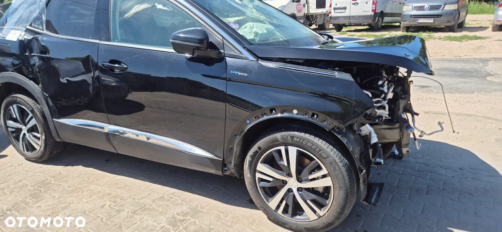 Peugeot 3008 1.6 PureTech HYbrid Allure S&S EAT8 - 9