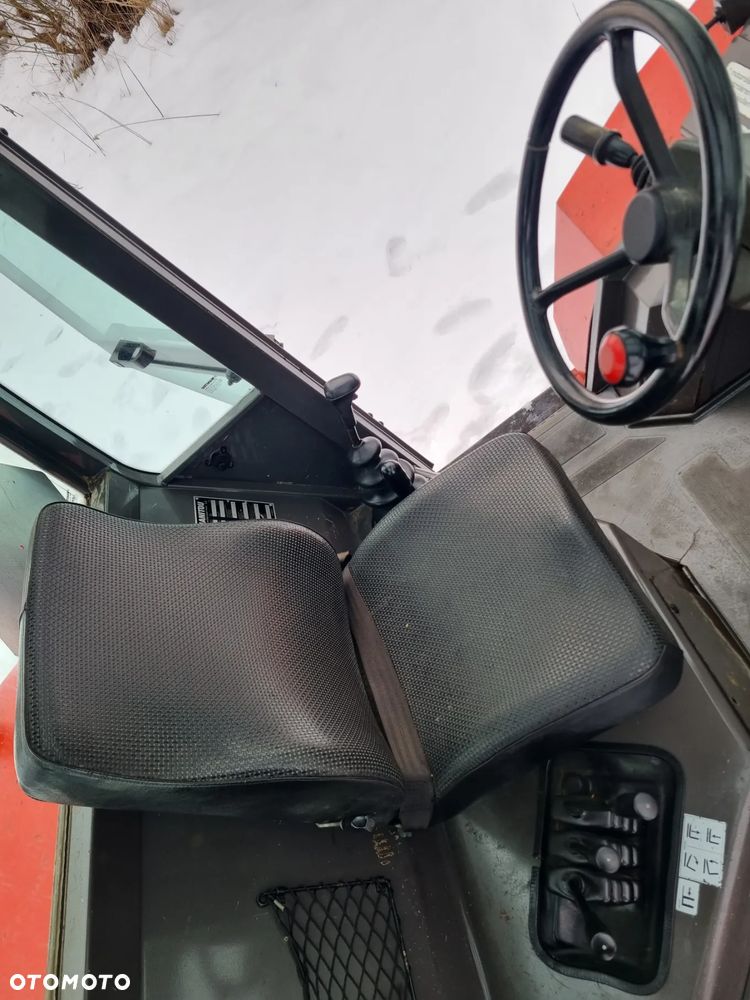 Manitou M30-4 T Wózek Widłowy 4X4 TERENOWY JAK NOWY! 2013r z Norwegii. Silnik PERKINS TURBO 100KM! DEKRA do 2026roku! 3 tony Udzwig! Posuw wideł Hydrauliczny! Jazda REWERS+4 biegi. Ani deka luzów czy wycieków! Zadbana Maszyna! - 34