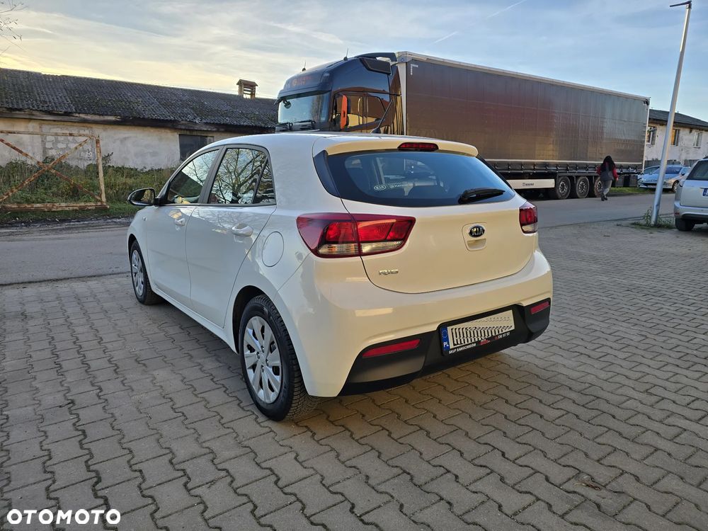 Kia Rio 1.2 M - 5