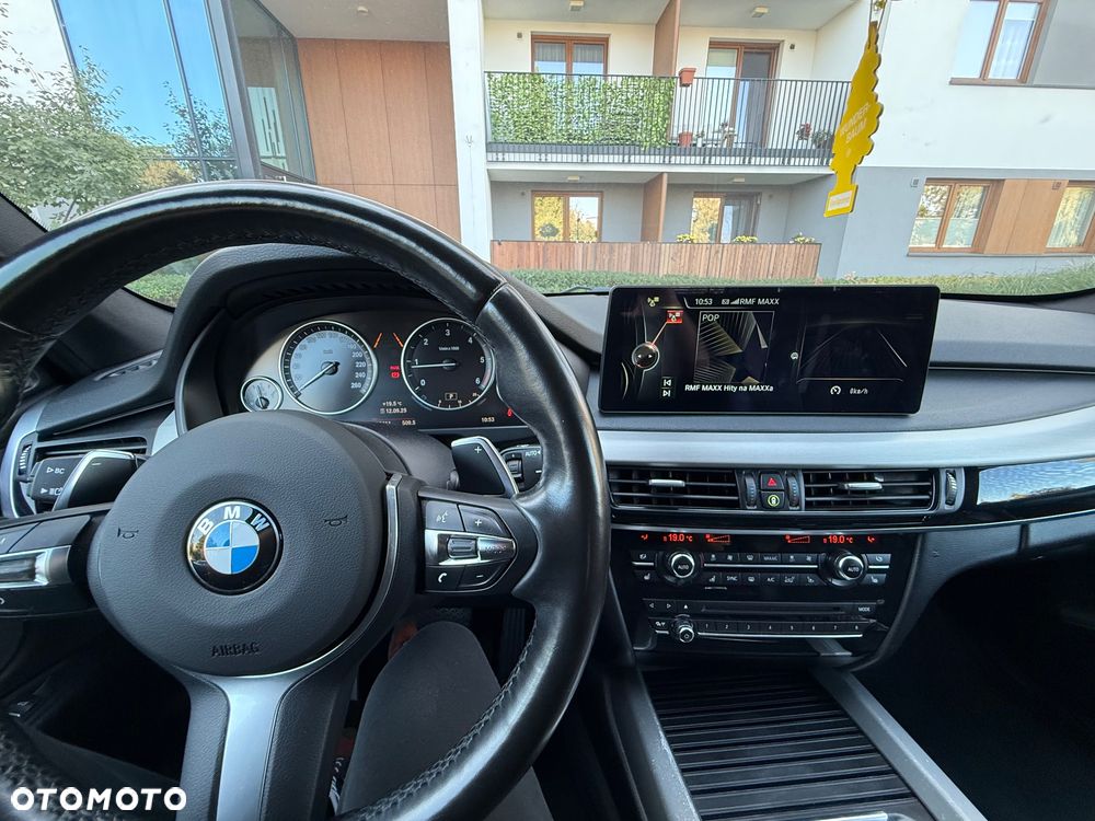 BMW X5 xDrive25d - 16