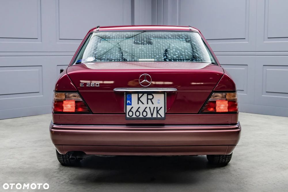 Mercedes-Benz Klasa E - 13