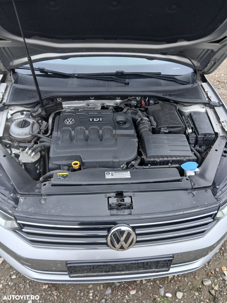 Volkswagen Passat 2.0 TDI Comfortline - 4