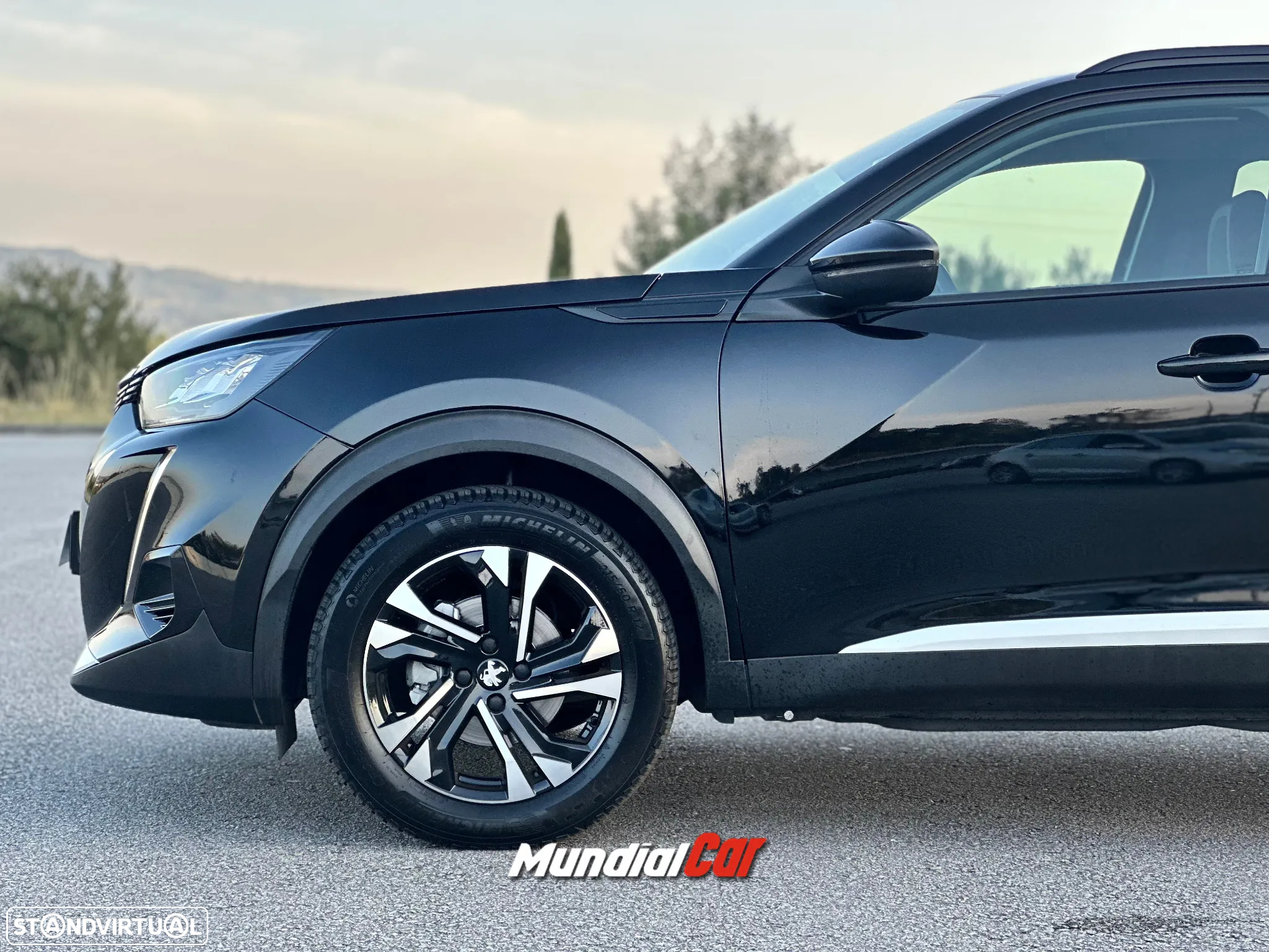 Peugeot 2008 1.5 BlueHDi Allure Pack - 18