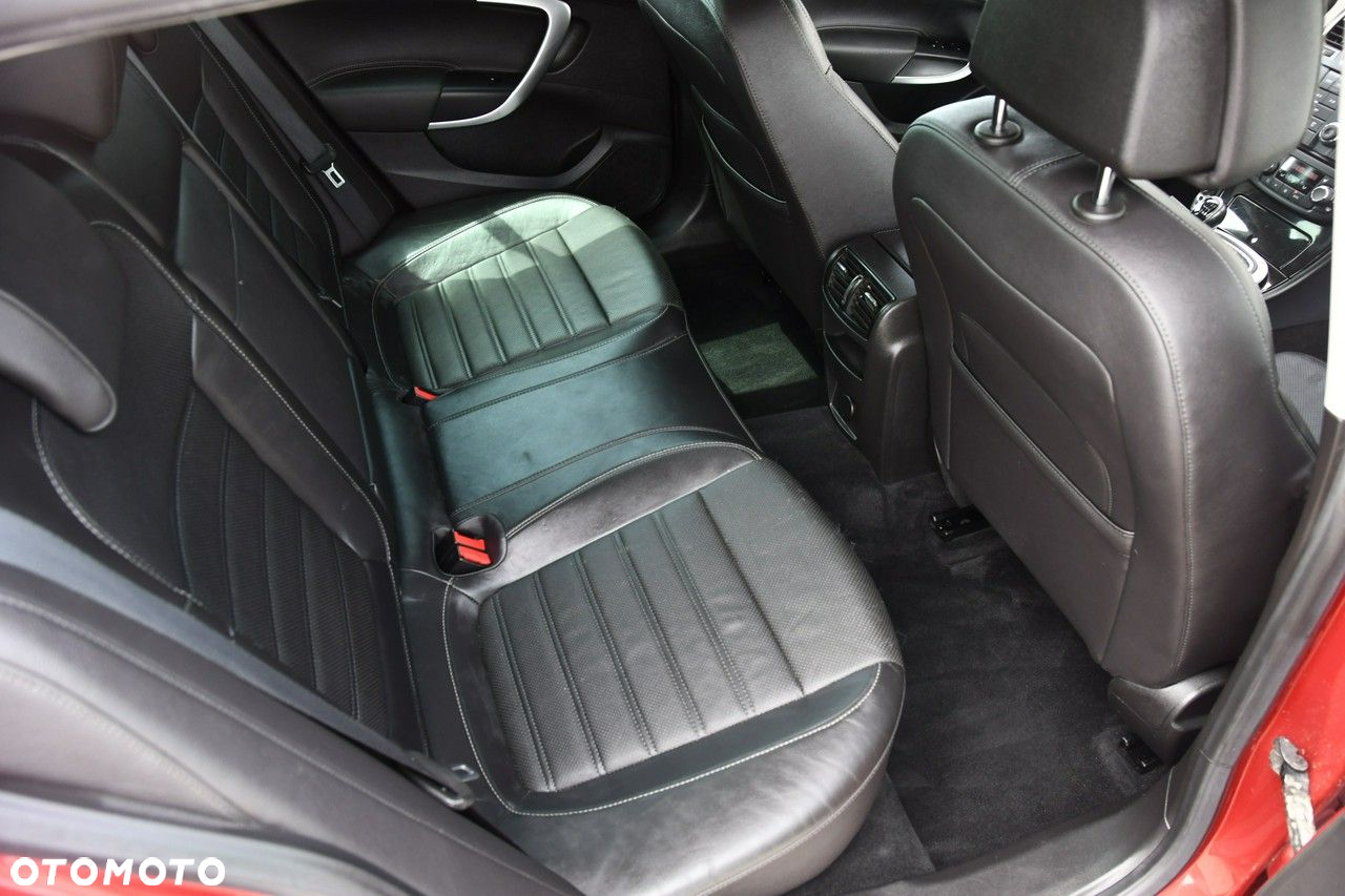 Opel Insignia - 22