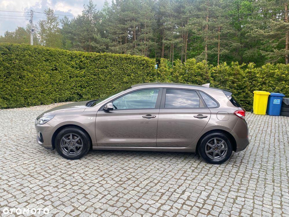 Hyundai i30 1.5 Pure - 3
