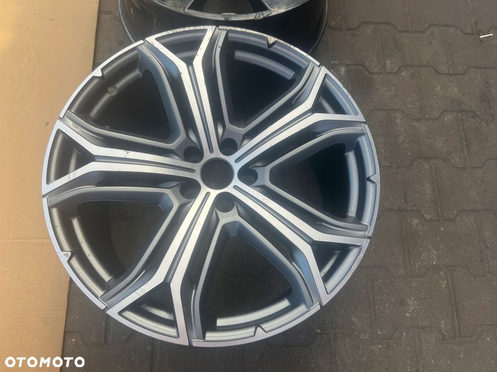 FELGA ALU ALUMINIOWA MASERATI LEVANTE 21 ET53 TYLNA FA2291