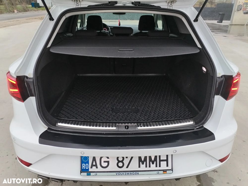 Seat Leon 2.0 TDI DPF Start&Stop DSG XCELLENCE - 14