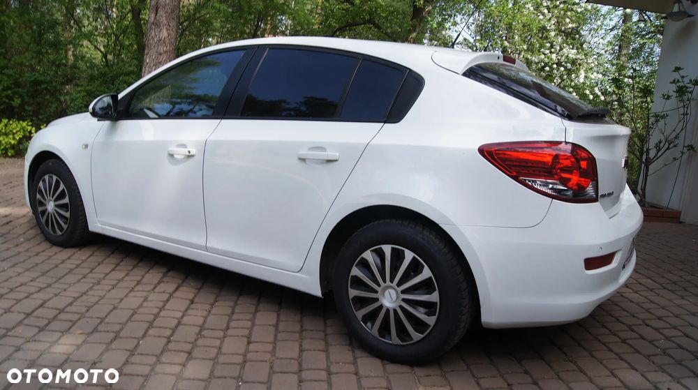 Chevrolet Cruze 1.8 LT - 8