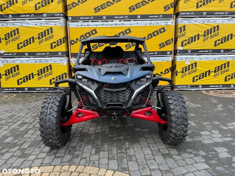 Can-Am Maverick - 9