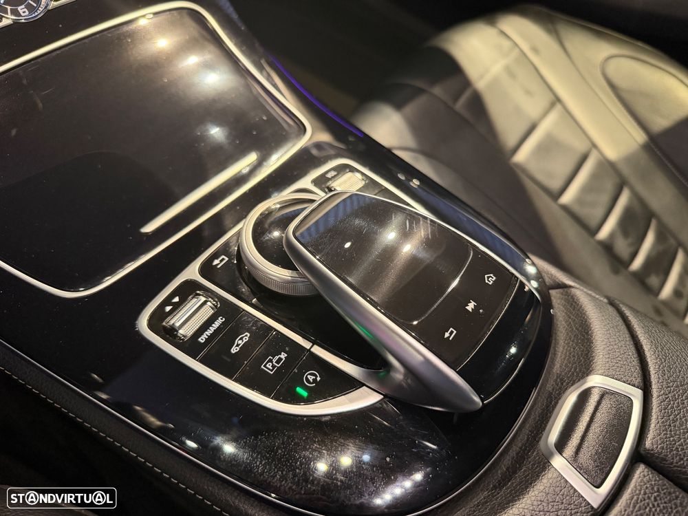 Mercedes-Benz CLS 400 d 4Matic 9G-TRONIC AMG Line - 25