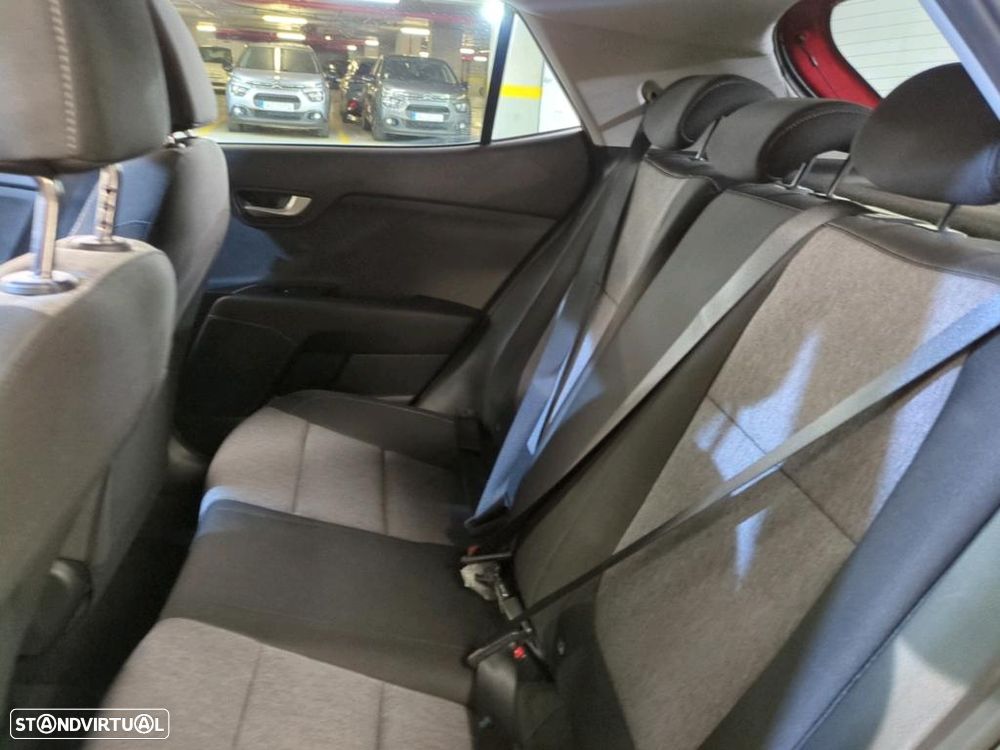 Kia Stonic 1.0 T-GDi Wave - 8