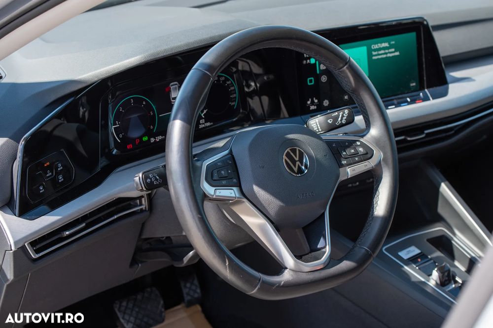 Volkswagen Golf Variant 2.0 TDI SCR DSG Life - 11