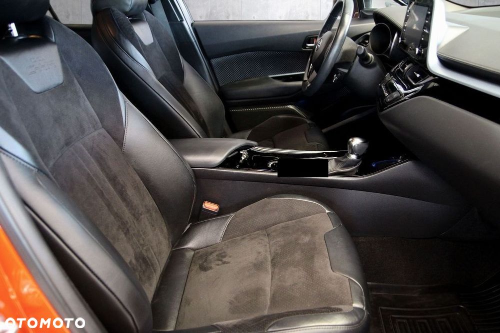 Toyota C-HR Lounge - 14