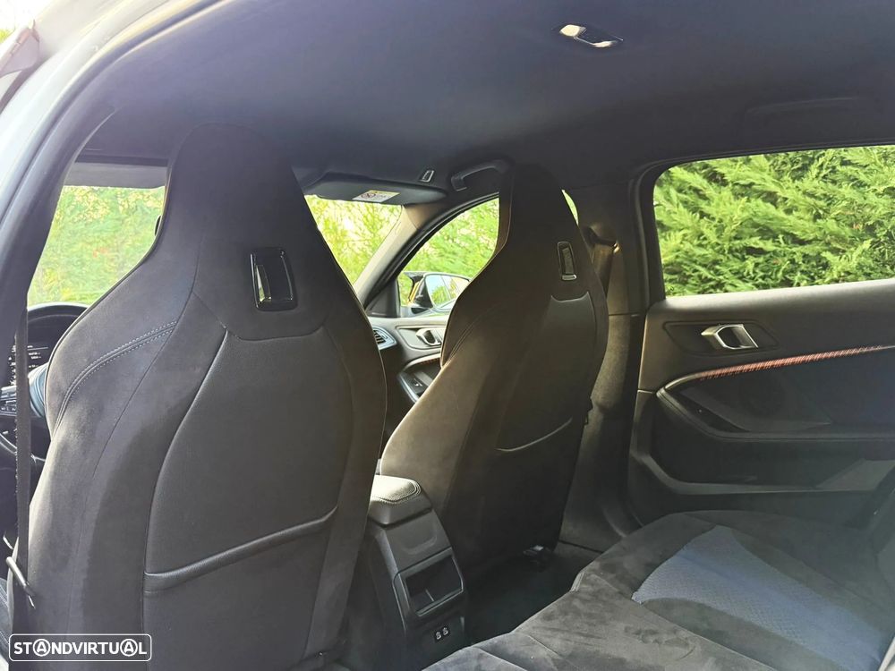 BMW 116 d Pack Desportivo M Auto - 22