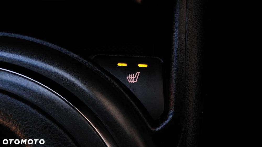 Kia Sportage 2.0 CRDI 4WD Dream-Team Edition - 27