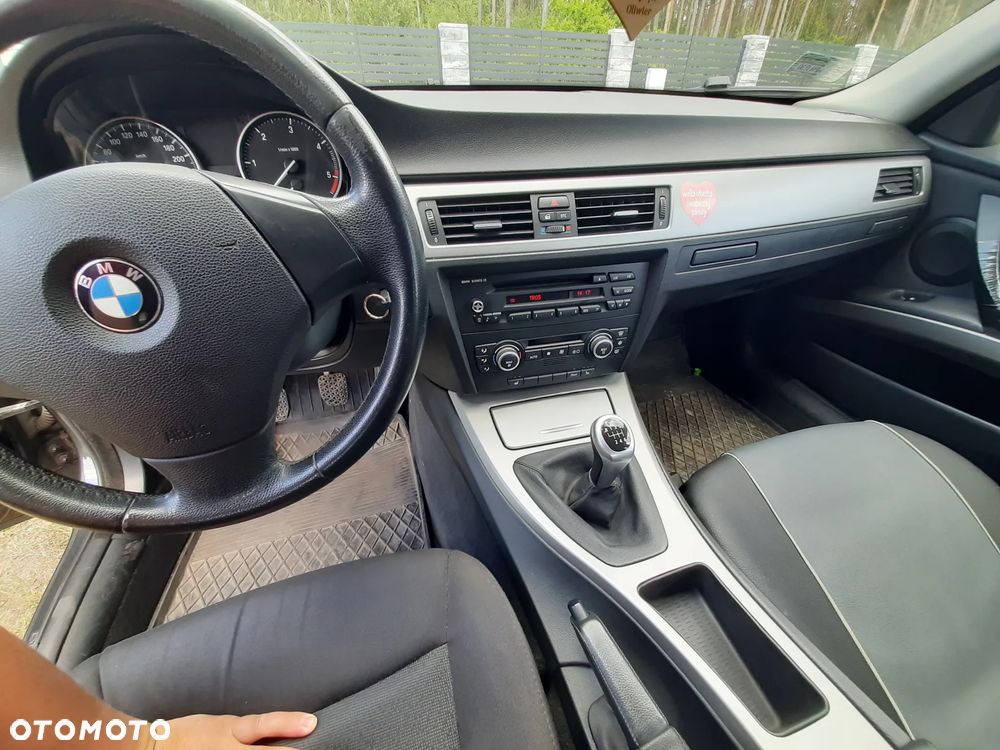 BMW Seria 3 320d - 3