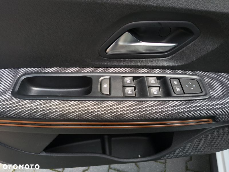 Dacia Sandero - 23