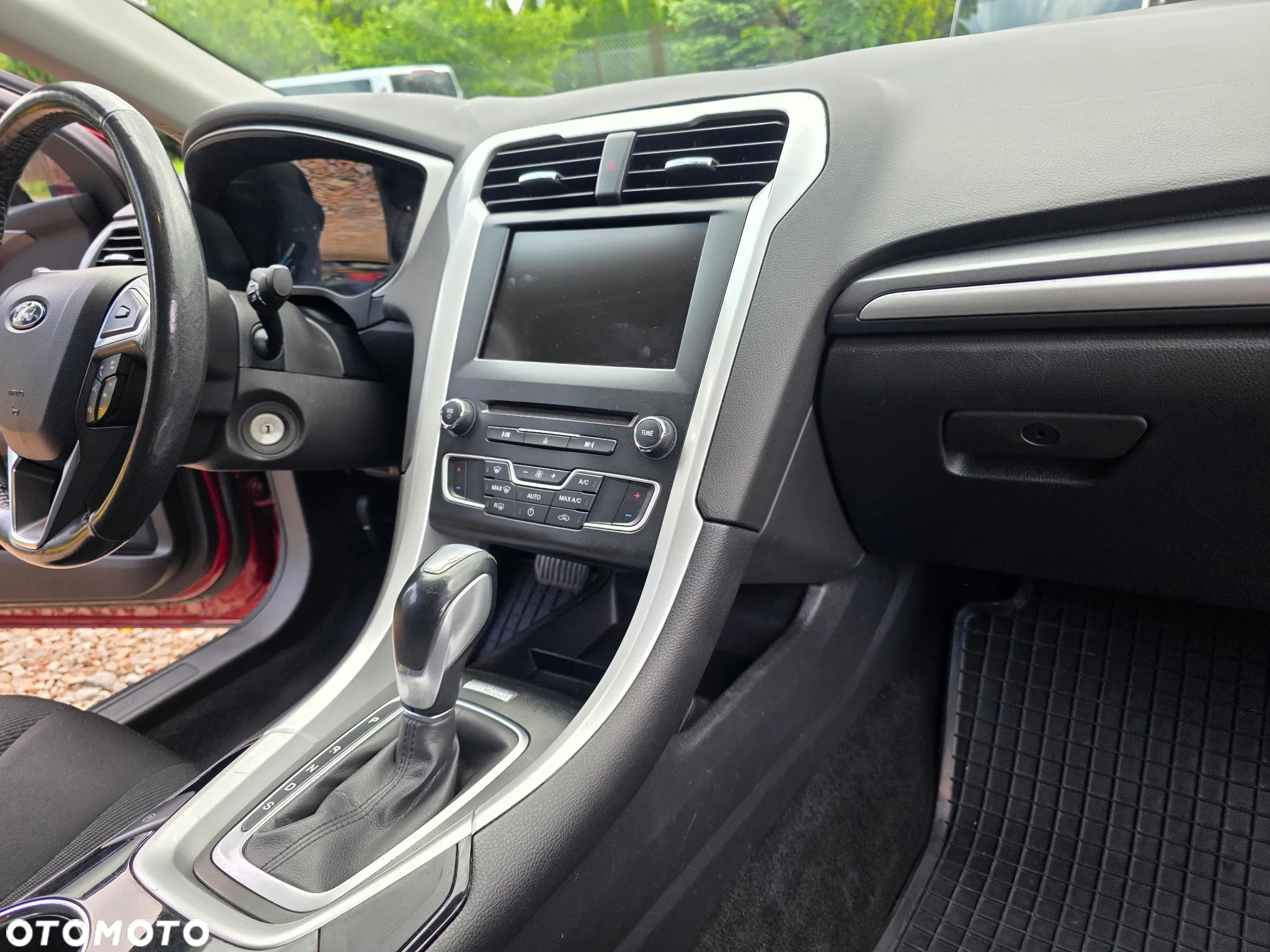 Ford Fusion - 26
