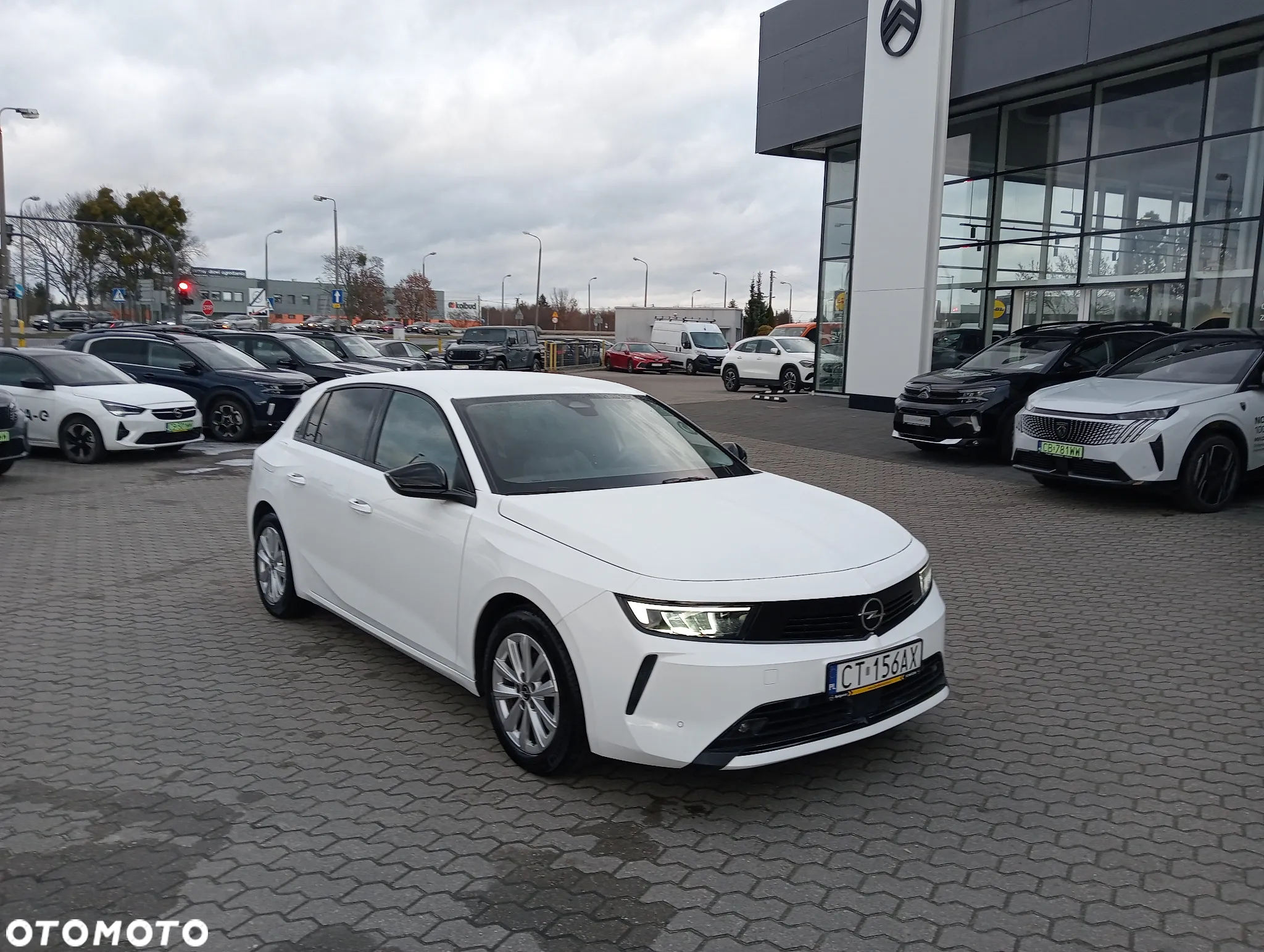 Opel Astra VI 1.2 T Business Edition S&S - 2
