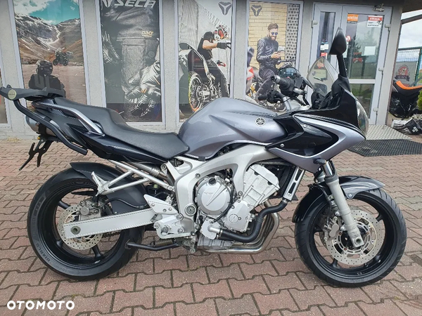 Yamaha FZ6