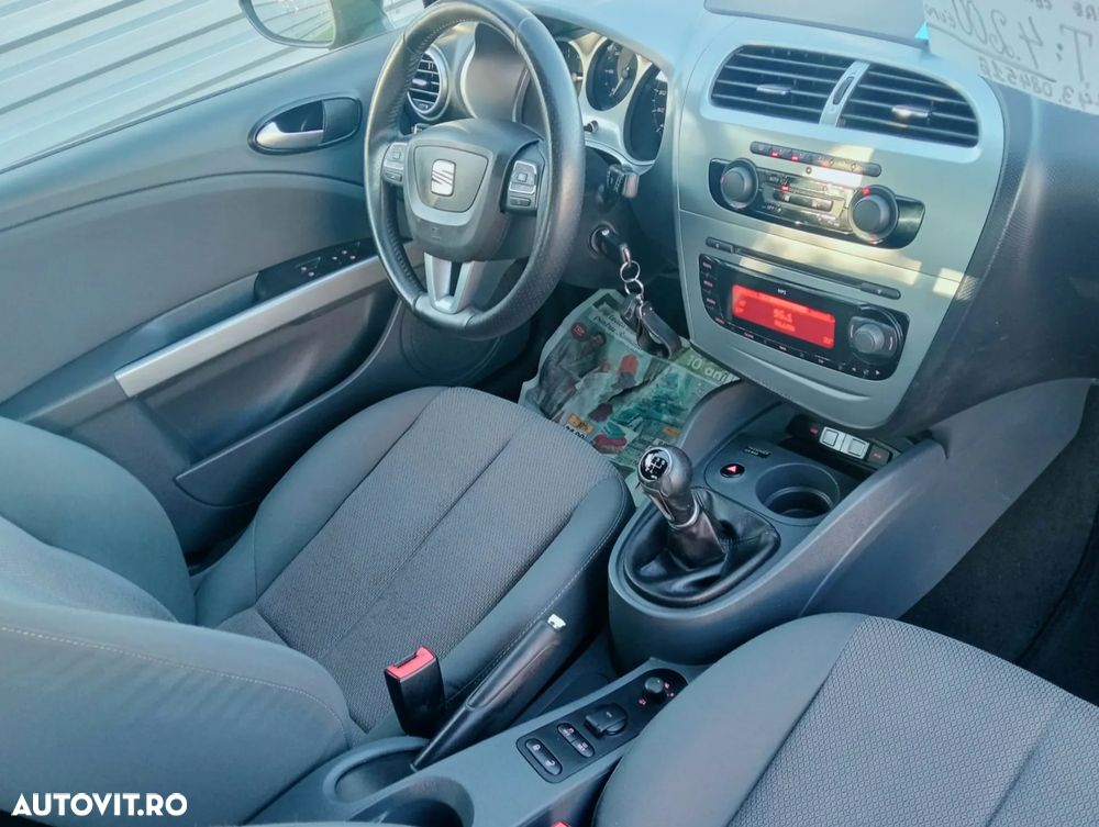 Seat Leon 1.9 TDI DPF Ecomotive Style - 10